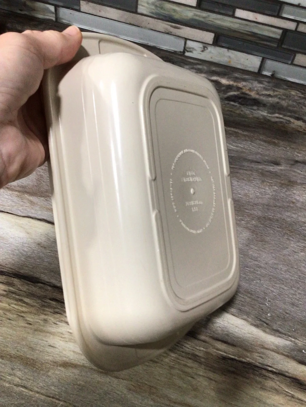Vintage Tupperware Ultra 21 Loaf Pan & Lid 1.5 Qt Beige Microwave Oven Safe